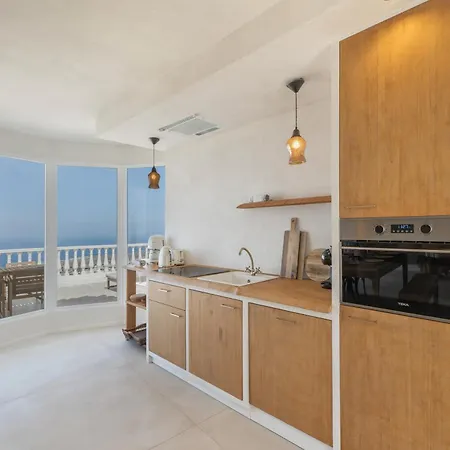 Casa Xuixo In Tenerife South Holiday home Guia de Isora (Tenerife)