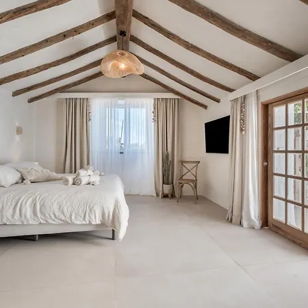 Casa Xuixo In Tenerife South Holiday home *