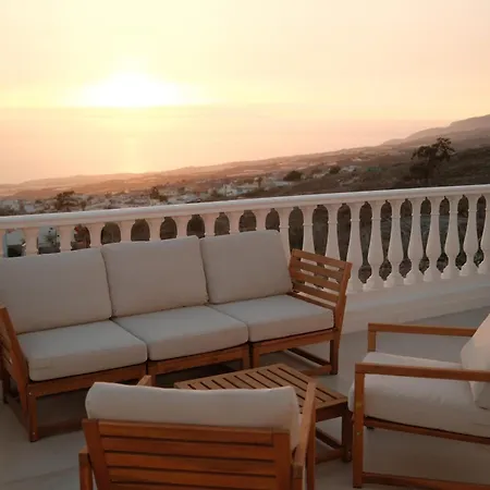 Casa Xuixo In Tenerife South Holiday home